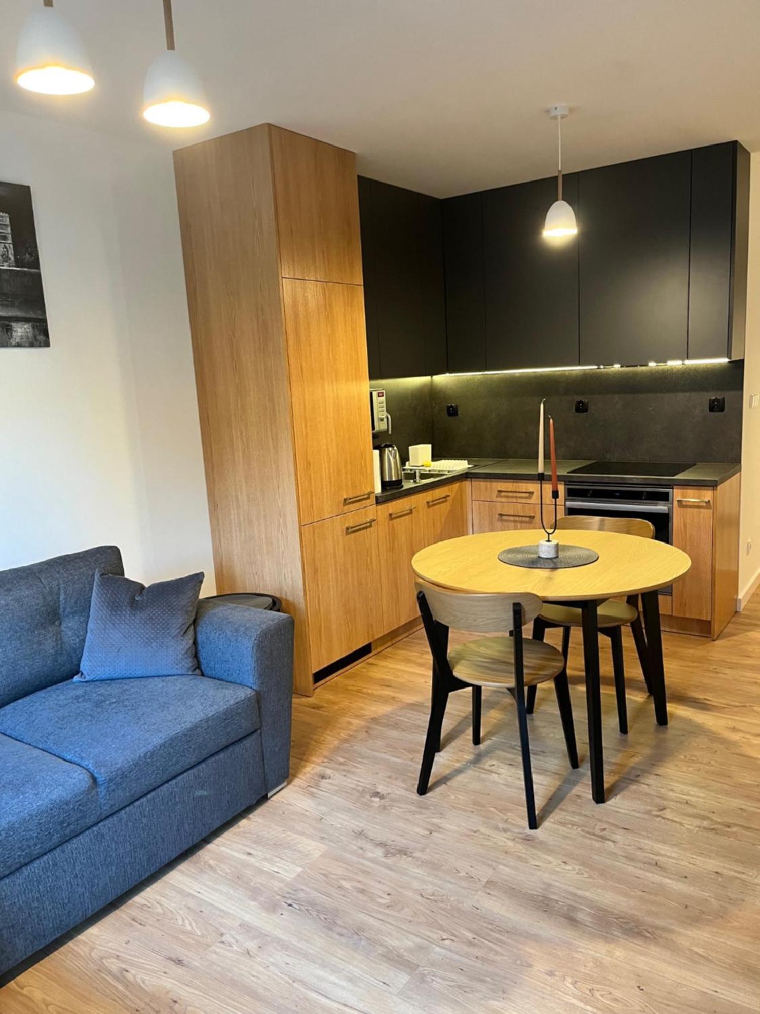 Apartament Julia 1-4 Os Starowapiennikowa 42A Z Balkonem Ze Sniadaniem Kontynentalnym Кельце Екстер'єр фото