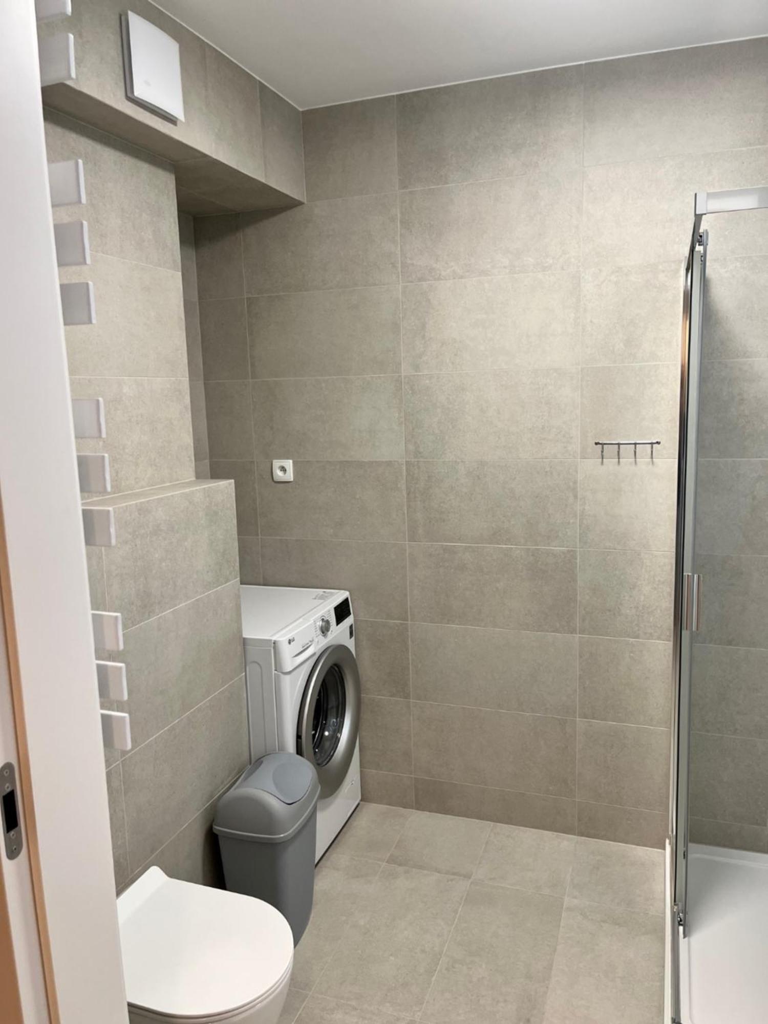 Apartament Julia 1-4 Os Starowapiennikowa 42A Z Balkonem Ze Sniadaniem Kontynentalnym Кельце Екстер'єр фото