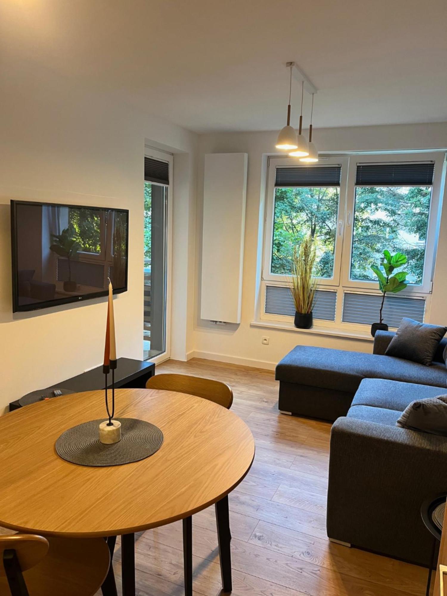 Apartament Julia 1-4 Os Starowapiennikowa 42A Z Balkonem Ze Sniadaniem Kontynentalnym Кельце Екстер'єр фото