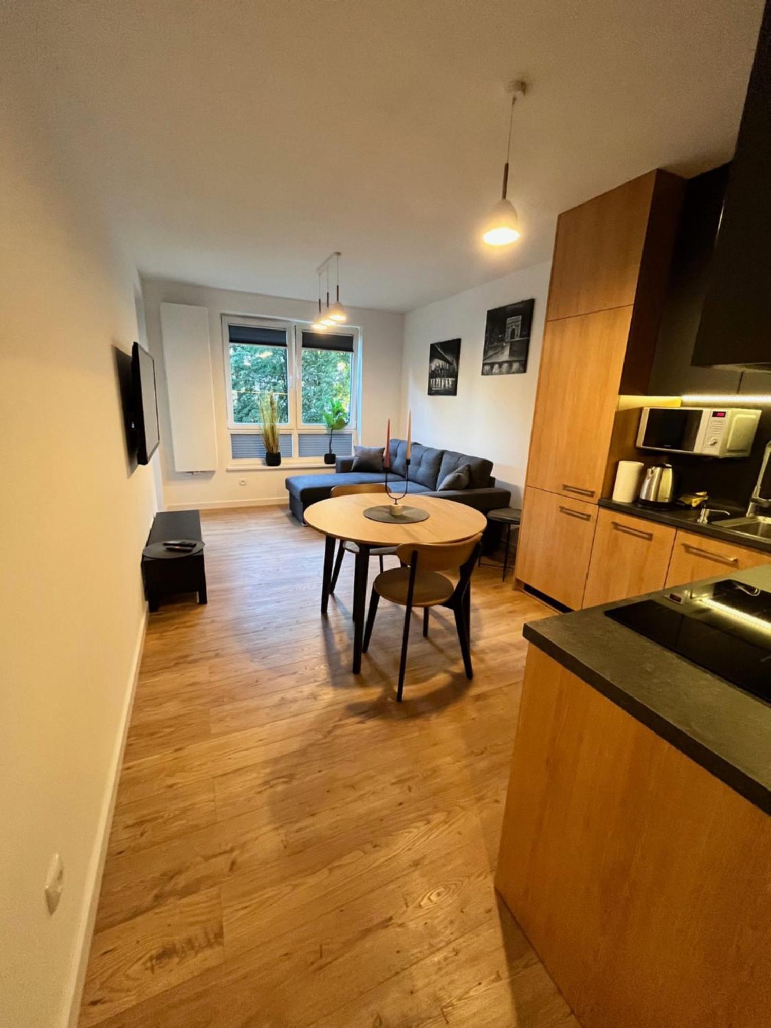 Apartament Julia 1-4 Os Starowapiennikowa 42A Z Balkonem Ze Sniadaniem Kontynentalnym Кельце Екстер'єр фото