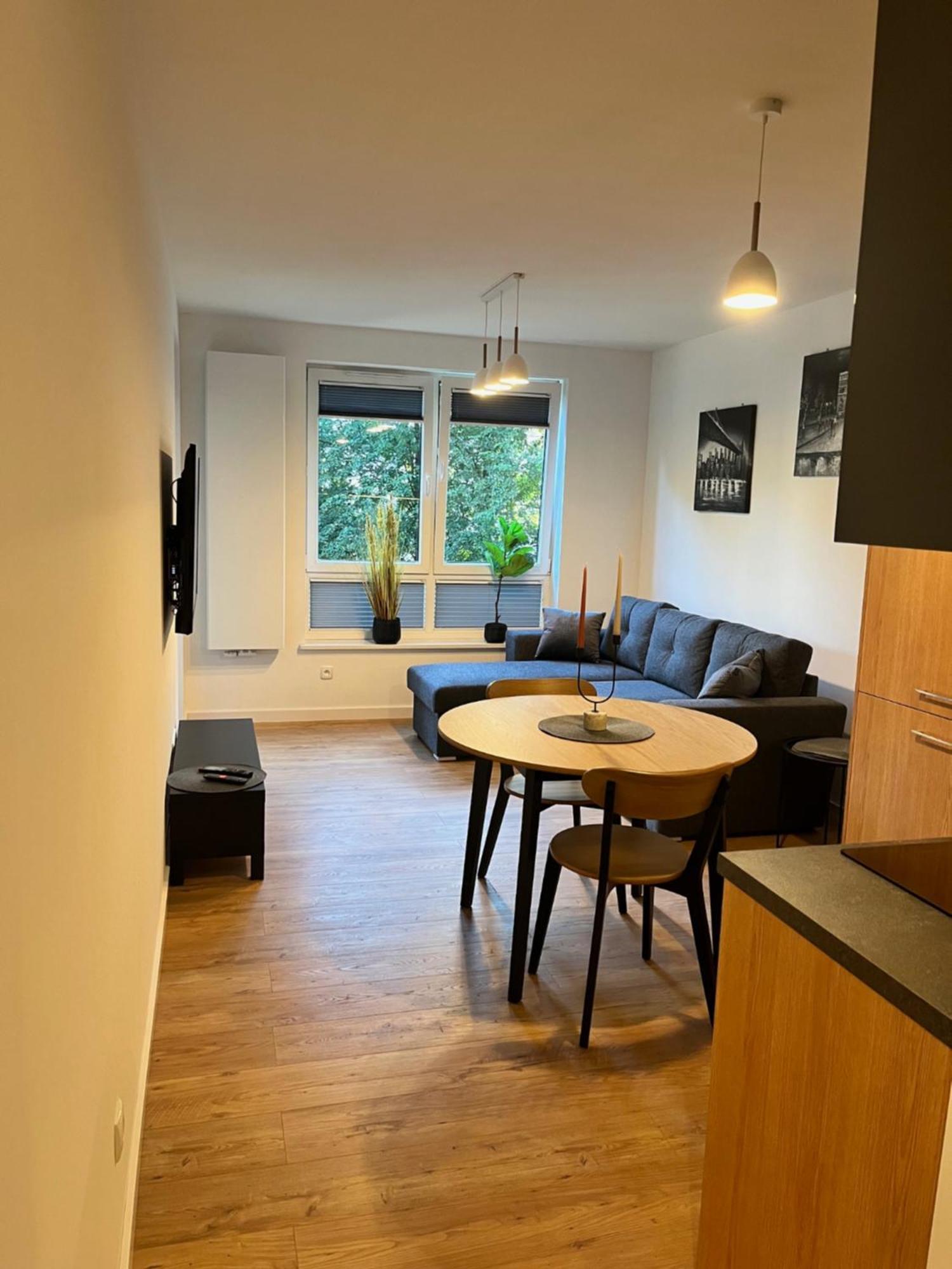 Apartament Julia 1-4 Os Starowapiennikowa 42A Z Balkonem Ze Sniadaniem Kontynentalnym Кельце Екстер'єр фото